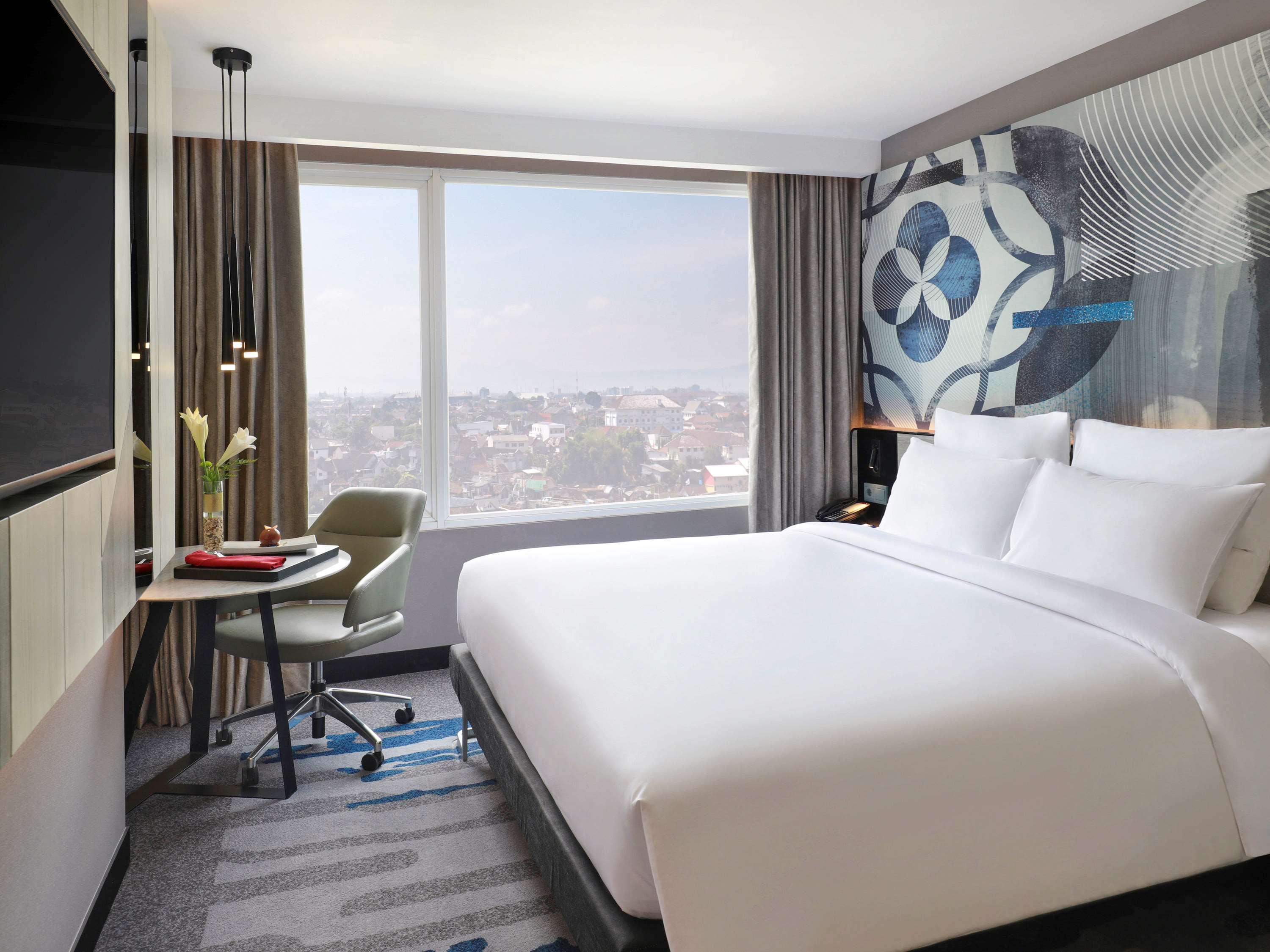 Novotel Suites Yogyakarta Malioboro Pokój zdjęcie